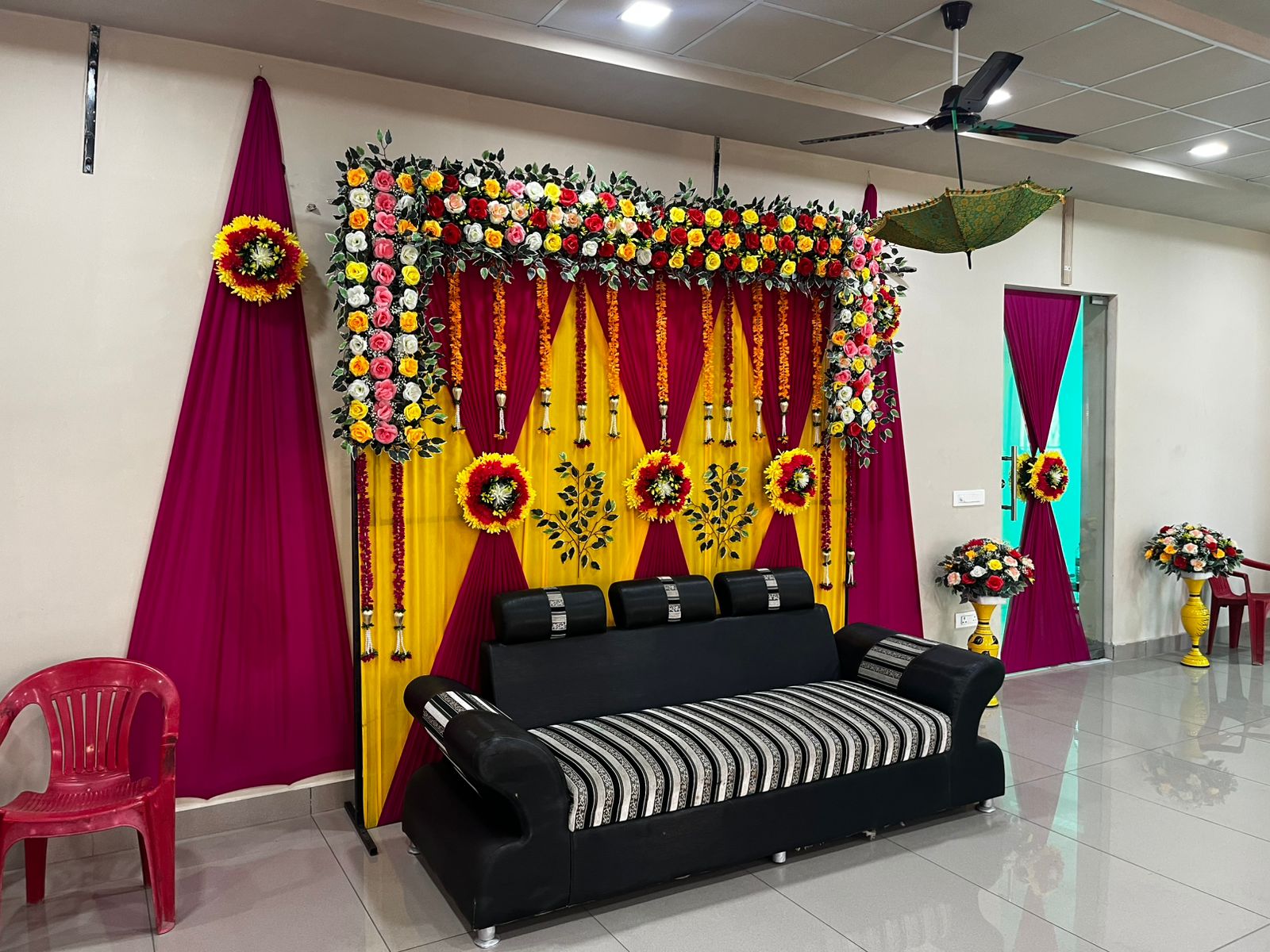 The HOTEL PRAKASH