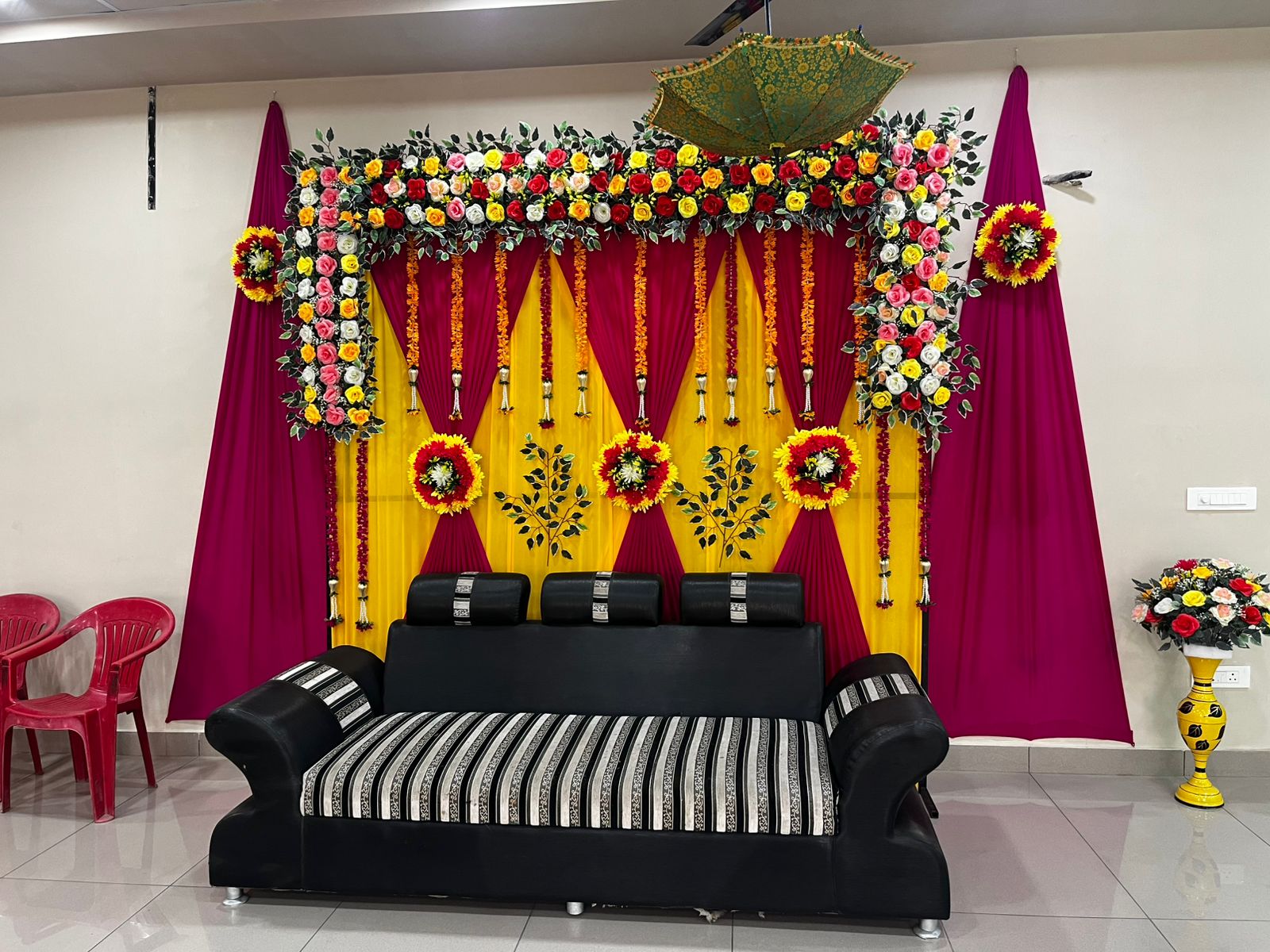 The HOTEL PRAKASH